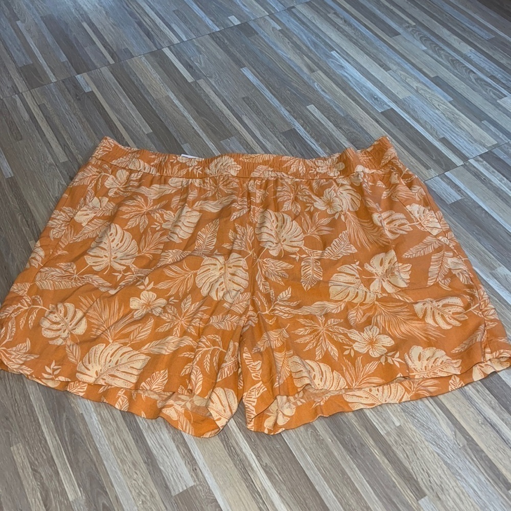 Sonoma orange tropical print elastic waist shorts!